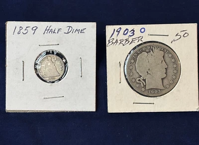 Medio centavo O Seated Liberty 1859 y medio dólar O Barber 1903 Foto 1 de 4