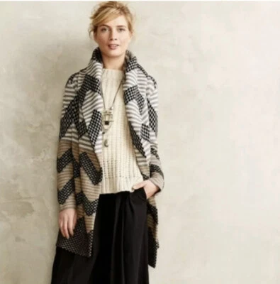 Preowned Anthropologie Field & Flower Chevron Striped Belted Hooded Size L - Image 1 of 4