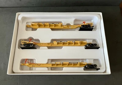 Bowser HO Exec Line 3-Car Trinity 53' TTX Spine Set #355169 – 2010 Release - Image 1 of 4