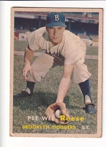 1957 TOPPS BASEBALL CARD #30 PEE WEE REESE BROOKLYN DODGERS FREE SHIPPING - Picture 1 of 2