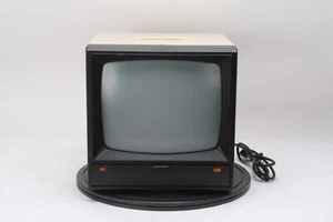 USI EV-2131A Monochrome Monitor - Picture 1 of 5