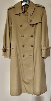 Burberry Women's Vintage Honey Beige Haymarket Check Trench Coat Size 8 P - Image 1 of 4