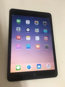 iPad - Picture 1 of 3