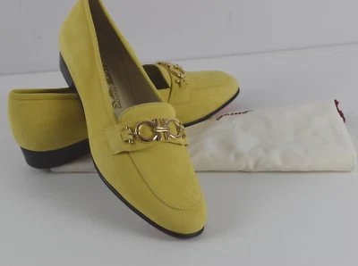 Nuevo Salvatore Ferragamo Talla 9 M Babs Amarillo Gancini Bits Gamuza Mocasines Planos Ital Foto 1 de 4