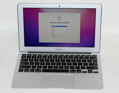 Apple Macbook Air (11,6", principios de 2015) 1,6 GHz i5, 4 GB, 128 GB MAC OS Monterey Foto 1 de 4
