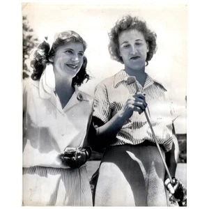 1947 foto stampa originale donna golf Mary Hopkins Jean Faulk 8x10 AD1 - Foto 1 di 2