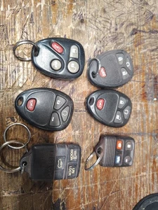 Ford GM Key Fobs Lot Of 6 - Picture 1 of 13