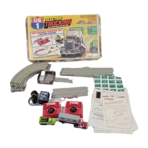 TYCO US 1 Electric Trucking City Hauler Starter Set 3202 Slot Car Trucks 1982 - Picture 1 of 24