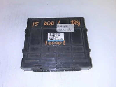 Computadora Mitsubishi Eclipse 2001 ecm ecu MR507644 Foto 1 de 4