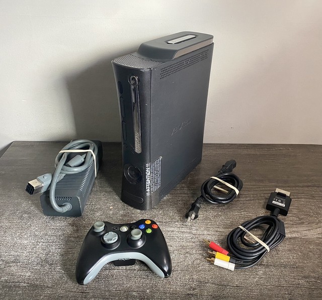 Xbox 360 Elite Black Console Bundle Controller Cable HDD 5 Video Games  Microsoft 190341986511