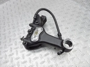 2006 Harley Davidson Dyna Wide Glide FXDWGI Rear Brake Caliper Pad Bracket - Picture 1 of 13