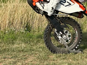 Universal WHEELIEMATE wheelie trainer, machine (pure alu) for any dirtbikes - Bild 1 von 10