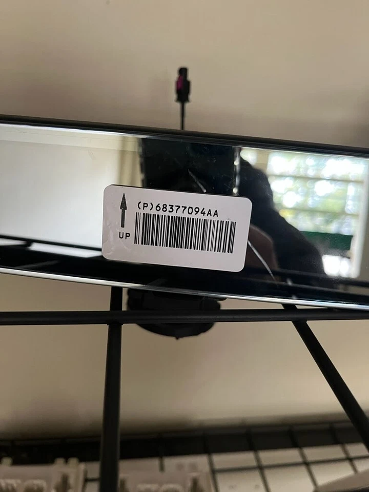 OEM 2021-2023 jeep Grand Cherokee L Inside Rear View Mirror 68377094aa - Image 1 of 4