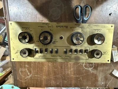 McIntosh C8 Audio Compensator - Image 1 of 4