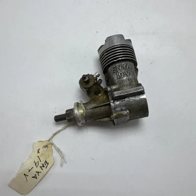 Enya 19-V Model 4005 RC Model Airplane Engine Vintage - Image 1 of 4