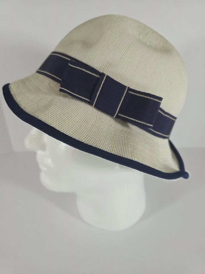 Vtg. Palermo Kangola Zephyr Womens Bucket Hat Cream W/ Navy Band & Bow England - Image 1 of 4