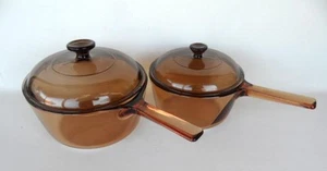 2 x Vintage Vision Corning U.S.A Handled Lidded 1.5L & 2.5L Saucepans Pyrex - Picture 1 of 11