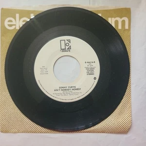 Sonny Curtis ~ Ain't Nobody Honest/ The Real Buddy Holly Story ~ 45 RPM Record - Picture 1 of 4