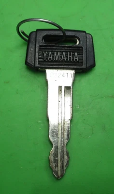 Llave interruptor encendido motocicleta Yamaha RD350 RD400🔥# D22411🔥OEM🔥Sólida 🔥Usada Foto 1 de 3