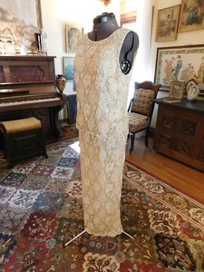 GORGEOUS VINTAGE OFF WHITE PEARL BEADED LACE FORMAL GOWN SIZE 12 - Picture 1 of 11