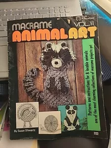 Vintage Macrame Animal Art Vol II Susan Schwartz 7122 - Picture 1 of 4
