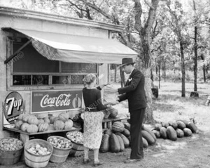 Straßenrand Obst & Gemüse Ständer Cola Schild 8x10 Nachdruck des alten Fotos - Bild 1 von 1
