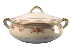Haviland Limoges Covered Bowl 3303G Schleiger 927-1 Serving Vegetable Roses (O2) - Picture 1 of 9