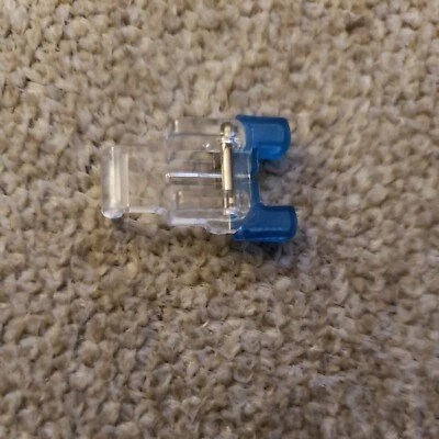 Universal Button Sewing Machine Presser Foot Attachment Craft Sewing - Image 1 of 2