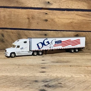 "DG Productions" Freightliner Collectors edition 2002, 1:64 - Picture 1 of 4