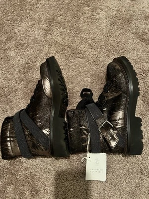 Nuevo Brunello Cucinelli Negro Gamuza Cuero Botines Cuentas Adornadas Trampas Foto 1 de 4