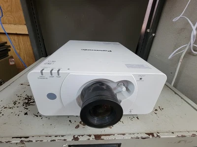 Panasonic PT-DZ570 Desktop Projector 4000 Lumens - 2838 Hours - Image 1 of 3