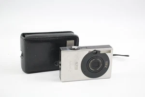 Canon IXUS 70 Digital Compact Camera Working w/ Canon 3x Optical Zoom Lens - Picture 1 of 6