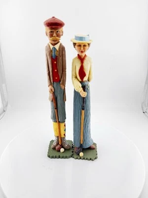 Vintage-Style Golf Couple Figurines – Hand-Painted Folk Art Sports Decor. 7.5 in - Image 1 of 4