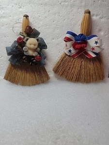 2 imanes de refrigerador bandera patriótica en escoba oso de peluche rosas en escoba de colección - Imagen 1 de 15