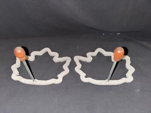 (2) Egg/Pancake Mold Cooking Leaf Shaped Non-stick Heat Safe Handle Iron Gray - Picture 1 of 6