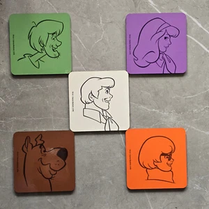 Scooby Doo VELMA SHAGGY Untersetzer Retro TV Getränke Matte Home Office Küche Geschenk - Bild 1 von 9