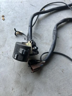 Honda Goldwing GL1200 GL 1200 1986 controles izquierdos - luz alta, baja, intermitente, bocina Foto 1 de 4