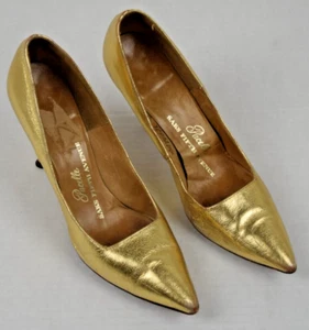 Leather High Heels VTG 80s Pacelle Saks Fifth Ave Shiny Gold Pointed Toe Sz 7.5 - Picture 1 of 6