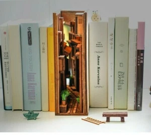 DIY Japanese Street Book Nook - Alley Shelf Insert - Bookcase with Light  - Picture 1 of 7