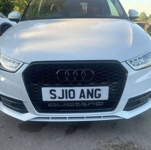 AUDI A1 S1 FACELIFT HONEYCOMB GRILL - Picture 1 of 1
