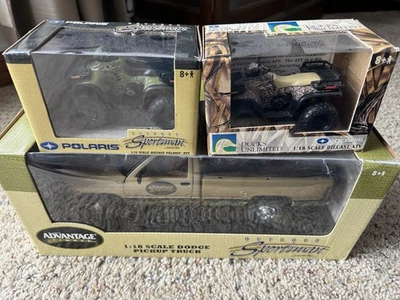 Juego de 4 ruedas y camioneta Dodge deportiva Ertl escala 1/18 Polaris Foto 1 de 4