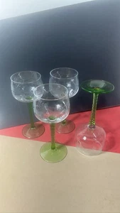 4 Green Twisted Stem Etched Grapevine Wine Glasses - Picture 1 of 4