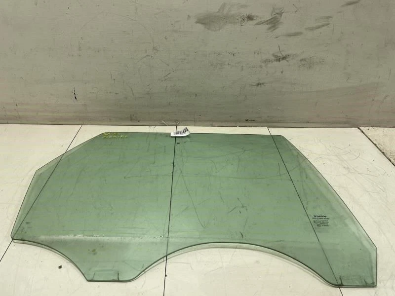 Volvo V50 T5 2005 2009 puerta trasera derecha pasajero cristal OEM+  Foto 1 de 4