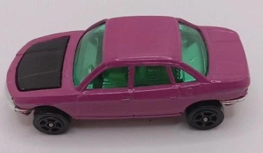 Corgi 28912 1:87 Die Cast N.S.U. Ro 80 Whizzwheels Purple Vehicle - Image 1 of 1