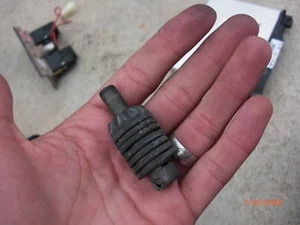 BMW E38 740iL 740i 750iL 730d 728i 730i 735iL E36 M3 Z4 HOOD Trunk buffer STOP - Picture 1 of 1