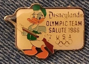 Prendedor Pato Donald Disney~Retirado~Disneylandia~Saludo~Tiro~Seúl Olímpico~1988 - Imagen 1 de 3