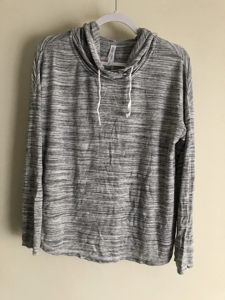 Moletom Gilligan & O'Malley Feminino Lounge Wear M Marled Cinza Capuz Dormir - Imagem 1 de 4