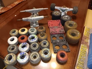 Vintage 90er 2000er Skateboarding Skateboard Zubehör Konvolut Trunks Rollen - Bild 1 von 10