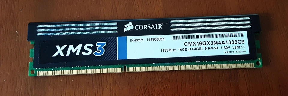 Corsair XMS3 16GB 4 x 4 SDRAM CMX16GX3M4A1333C9 (рабочий) - Изображение 1 из 1