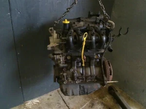 MOTEUR RENAULT CLIO II (BB/CB) Hayon 1.2 (D7F-726) 2003 - Photo 1/3